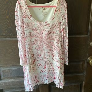 Women’s shirt by Miraclebody/miraclesuit.